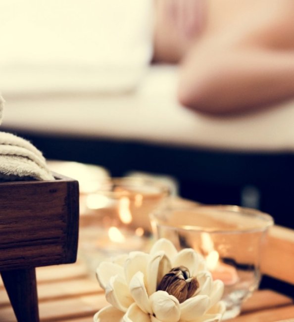 spa-salon-therapy-treatment-PZFBLW9-1600x900